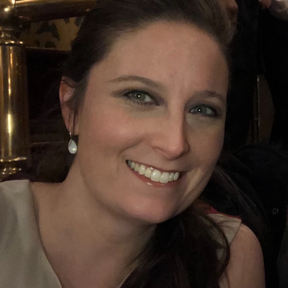 Meet your Posher, Sara - Picture 2 of 2